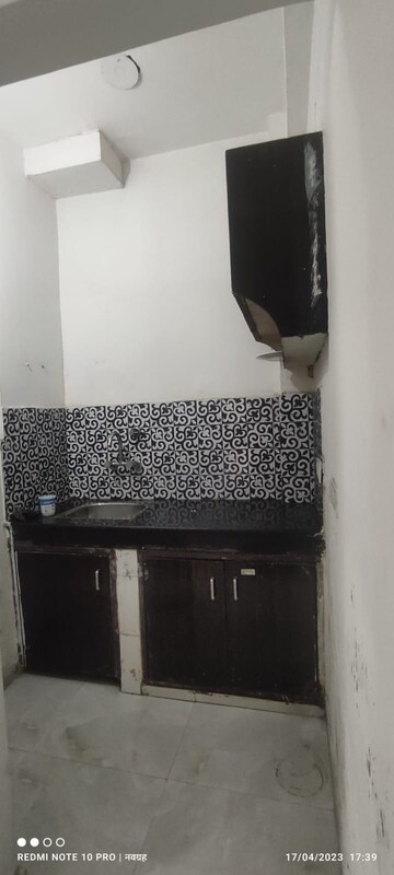 Kitchen in 1 RK Builder Floor at Sushant Vyapaar Kendra, Sector 43 – for Rent