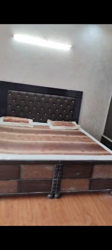 Bedroom in 2 BHK Apartment at Peer Mucchalla – for Rent