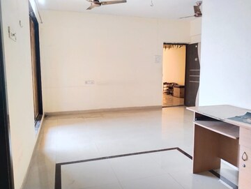 Room in 2 BHK Apartment at Ravi Heights, Kamothe – for Rent