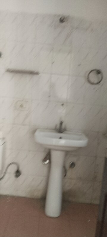 Attached Bathroom in 3 BHK Apartment at Piyush Heights, Sector 89 – for Rent