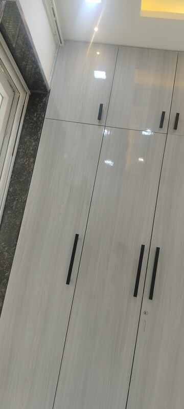 Room in 3 BHK Builder Floor at Puri Kohinoor, Sector 89 – for Rent