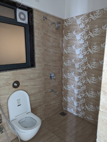 Attached Bathroom in 2 BHK Apartment at Amanora Adreno Towers, Hadapsar – for Rent