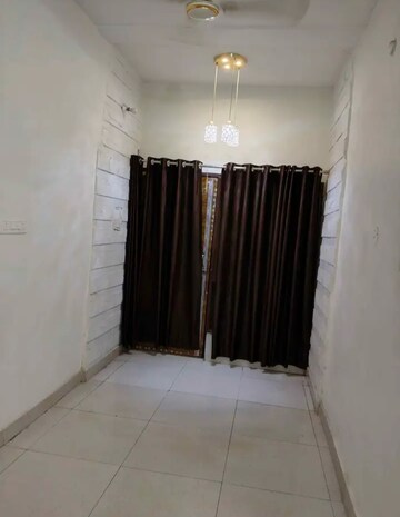 Room in 2 BHK Independent House at Jankipuram – for Rent