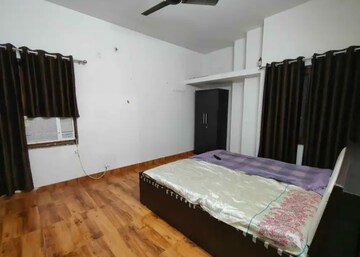 Room in 2 BHK Independent House at Jankipuram – for Rent