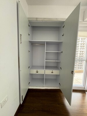  3 BHK Apartment at Futec Gateway, Sector 75 – for Sale