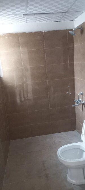 Bathroom in 2 BHK Apartment at Suncity Avenue 76, Sector 76 – for Sale