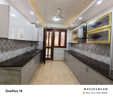 Kitchen in 3 BHK Builder Floor at Sector 46 – for Rent