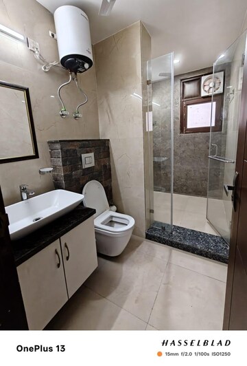 Attached Bathroom in 3 BHK Builder Floor at Sector 46 – for Rent