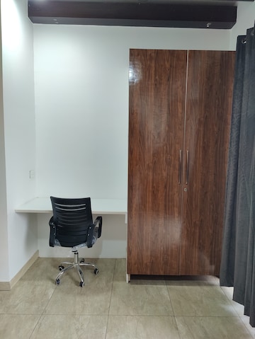 Room in Studio Builder Floor at Sector 51 – for Rent