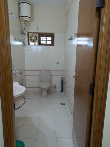 Attached Bathroom in 3 BHK Apartment at Jubilee Hills – for Rent