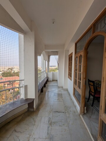 Living Room in 3 BHK Apartment at Jubilee Hills – for Rent