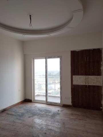 Room in 2 BHK Apartment at 3C Lotus Zing, Sector 168 – for Rent