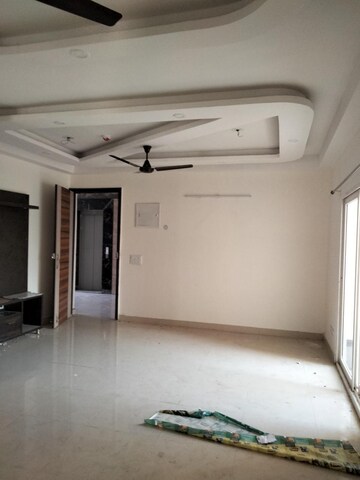 Room in 2 BHK Apartment at 3C Lotus Zing, Sector 168 – for Rent