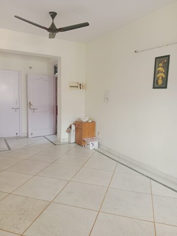 Room in 3 BHK Apartment at Sector 4, Dwarka – for Rent