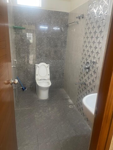 Attached Bathroom in 4 BHK Apartment at Jubilee Hills – for Rent
