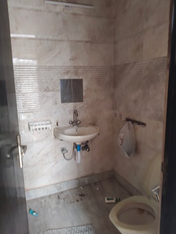 Bathroom in 2 BHK Builder Floor at Ardee City, Sector 52 – for Rent