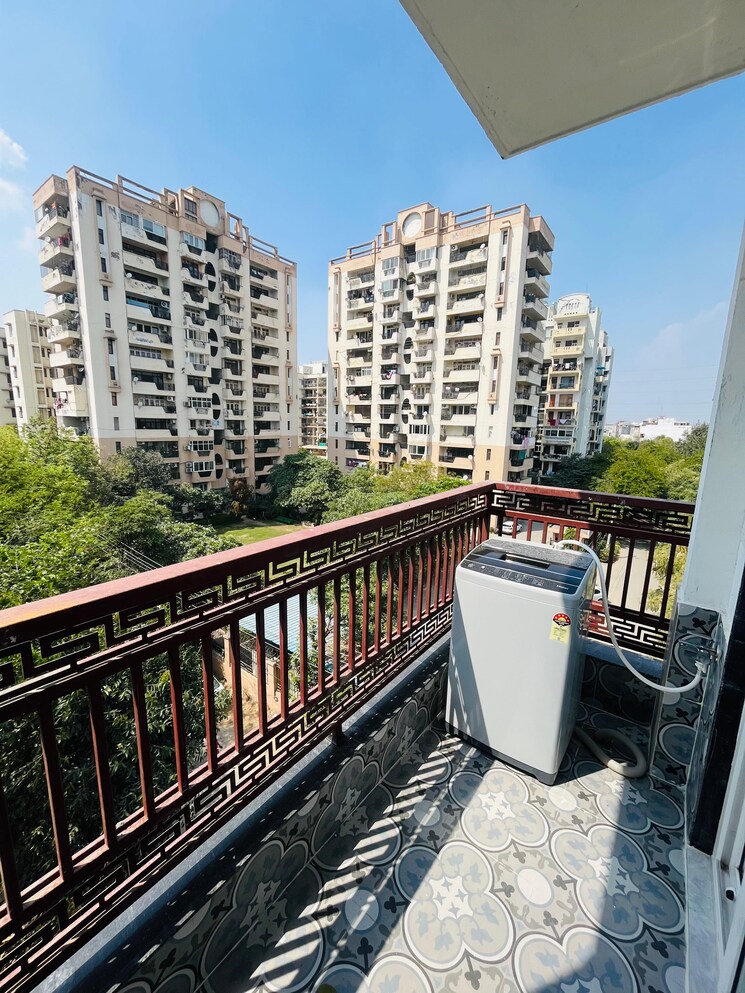 Balcony, sector 46 Studio 650 Sq.Ft. Builder Floor In Sector 46 Gurgaon 8514582