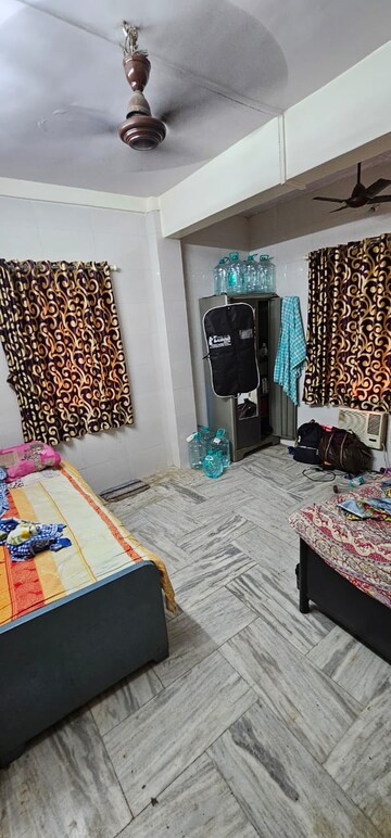 Living Room in 1 RK Apartment at Andheri East – for Rent