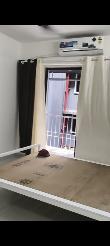 Room in 2 BHK Apartment at Pradnya Apartment Vakola, Vakola – for Rent