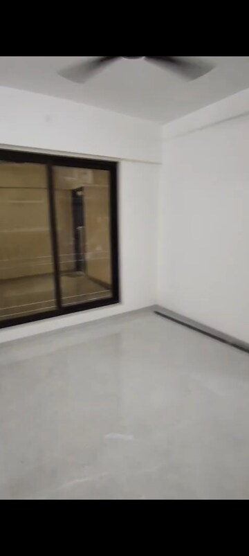 Room in 1 BHK Apartment at Pradnya Apartment Vakola, Vakola – for Rent