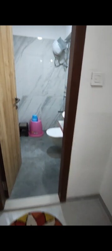 Attached Bathroom in 1 BHK Apartment at Pradnya Apartment Vakola, Vakola – for Rent