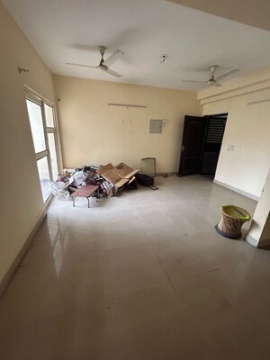 Building Lobby in 2.5 BHK Apartment at Futec Gateway, Sector 75 – for Sale