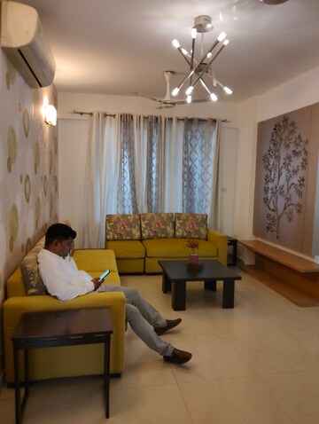 3.5 BHK Apartment For Rent in Residency Grand, Sector 52