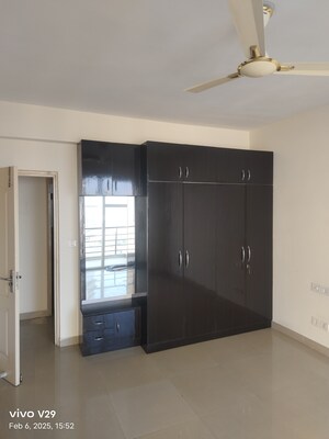 2 BHK Apartment For Sale in Pioneer Park Phase 1, Sector 61