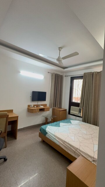 Room in Studio Builder Floor at Sector 45 – for Rent