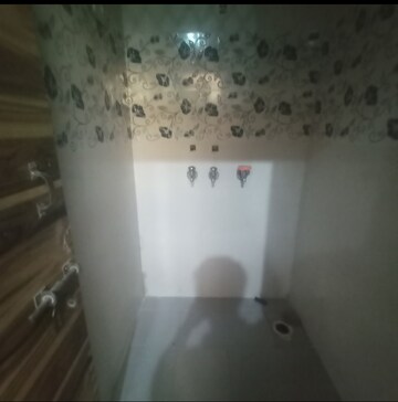 Attached Bathroom in 2 BHK Independent House at Upsidc Site B – for Rent