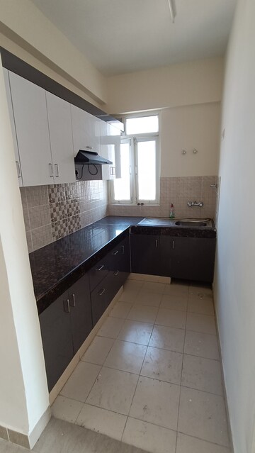 2 BHK Apartment For Rent in Shree Vardhman Mantra, Sector 67