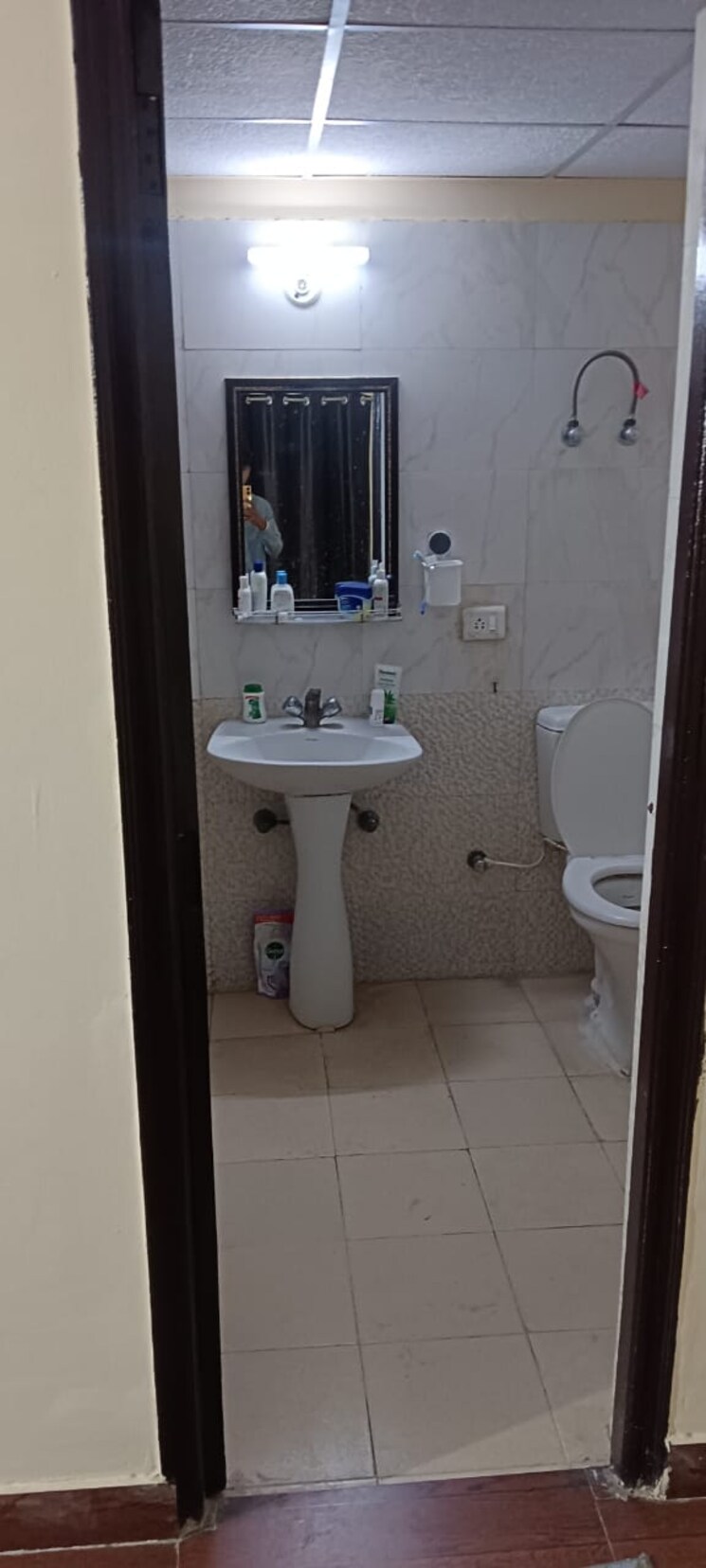 Bathroom, gardenia-gateway 3 Bedroom 1485 Sq.Ft. Apartment In Sector 75 Noida 8514949