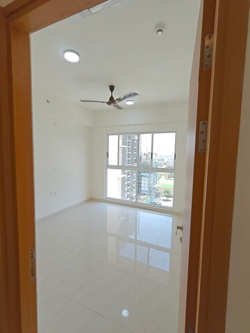 Room in 3 BHK Apartment at Lodha Bella Vita, Nibm Road – for Rent