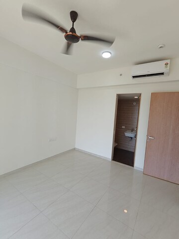 Room in 3 BHK Apartment at Lodha Bella Vita, Nibm Road – for Rent