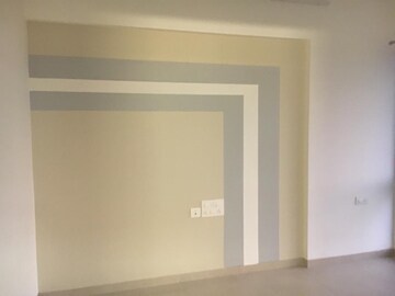 Room in 2 BHK Apartment at Divine Aspen Garden, Goregaon East – for Rent