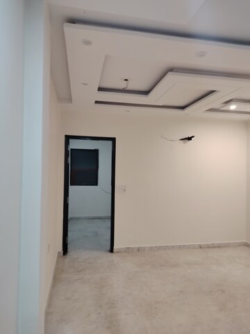 1 BHK Builder Floor For Rent in Janakpuri