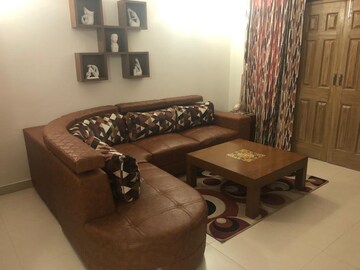 Living Room in 3 BHK Builder Floor at Sector 50 – for Rent