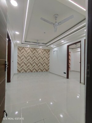 Room in 2 BHK Builder Floor at Mehrauli – for Sale