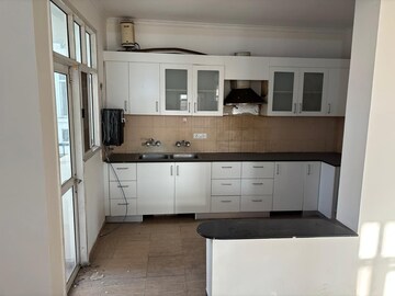 3 BHK Apartment For Rent in Sector 127