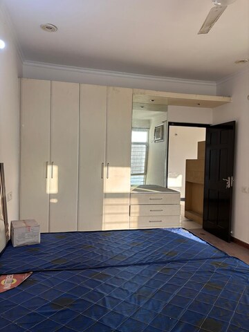 Room in 3 BHK Apartment at Sector 127 – for Rent