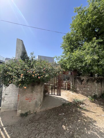  Plot – Exterior View View at Dlf Phase iv - for Sale