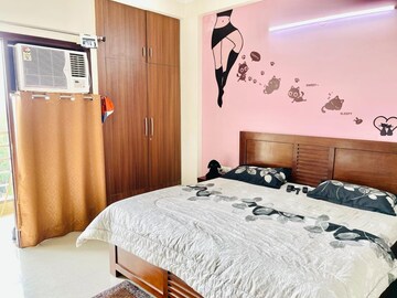 Room in 1 BHK Builder Floor at Sector 40 – for Rent