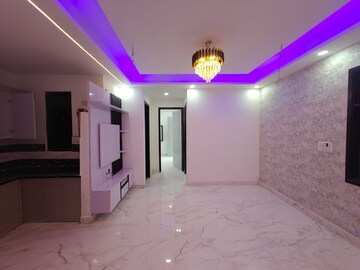 Living Room in 3 BHK Builder Floor at Sector 73 – for Sale