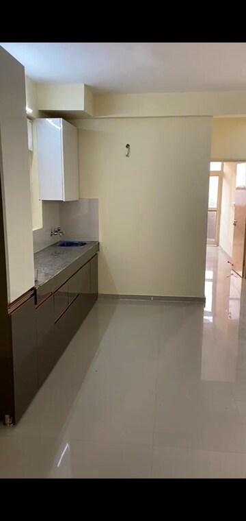 Room in 2 BHK Apartment at Pyramid Heights, Sector 85 – for Rent