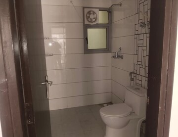 Attached Bathroom in 2.5 BHK Apartment at Gulshan Bellina, Sector 16 Greater Noida – for Rent