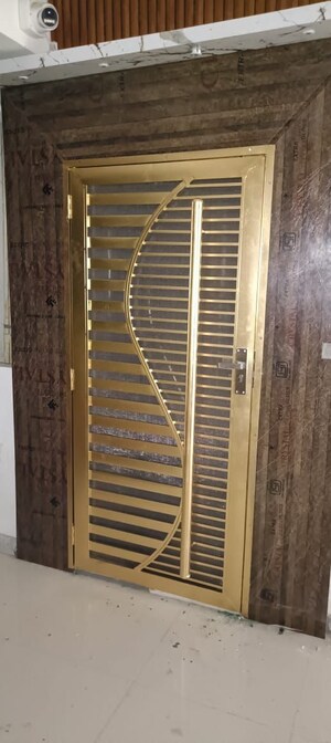 Room in 2 BHK Apartment at Devika Skypers, Raj Nagar Extension – for Sale