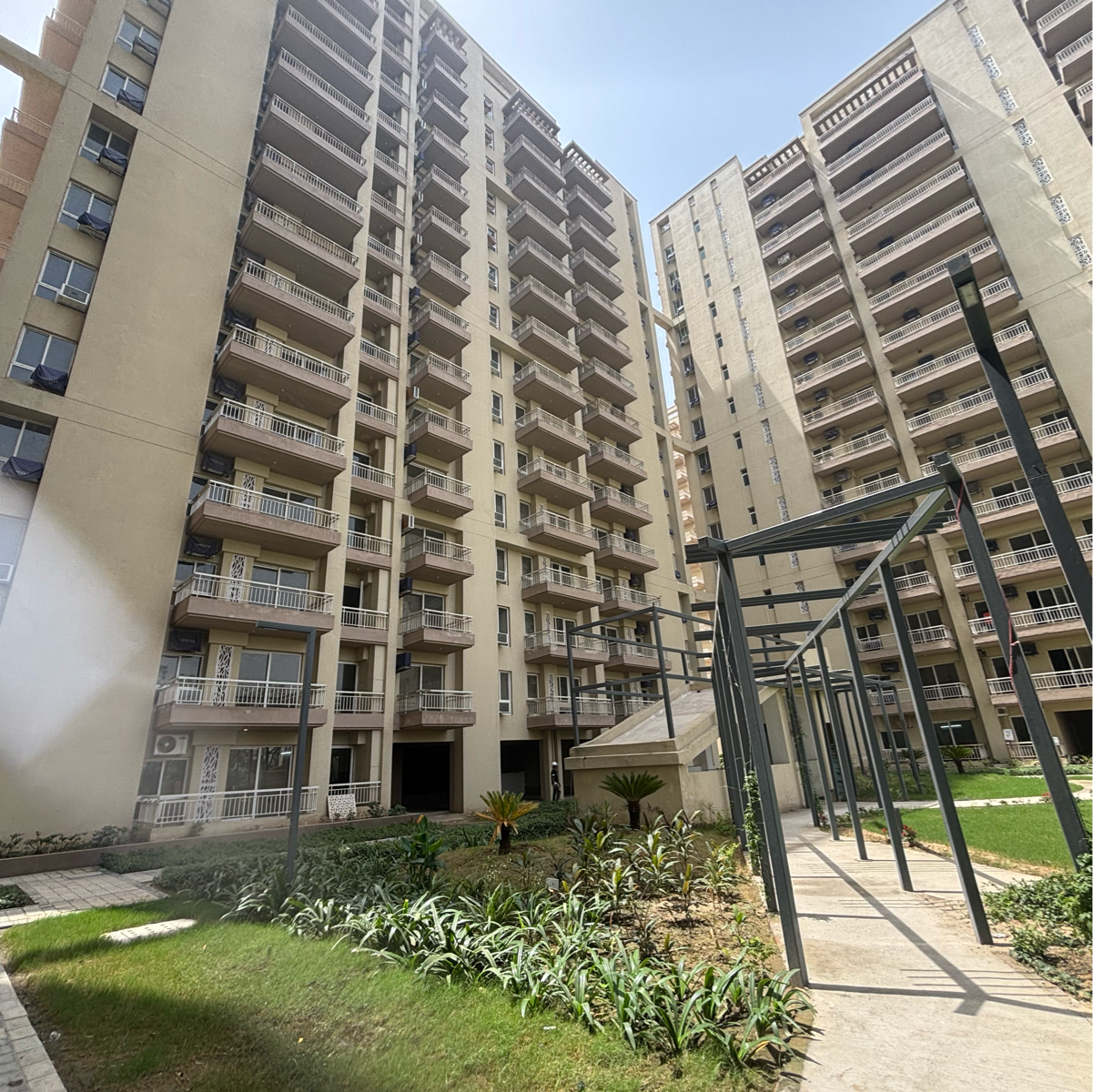 2.5 BHK + Study Room 1425 Sq.Ft. Apartment in Silverglades The Melia First Citizen