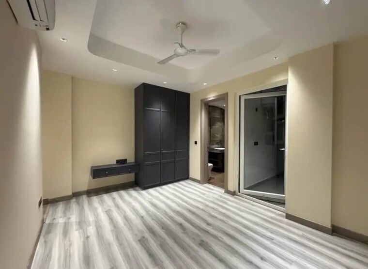 Living Room, sector 51 4 Bedroom 2200 Sq.Ft. Builder Floor In Sector 51 Gurgaon 8516016