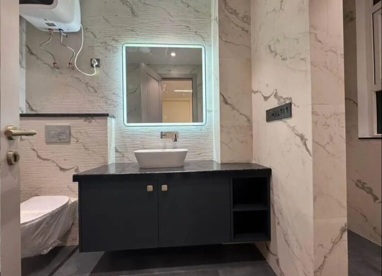 Attached Bathroom, sector 51 4 Bedroom 2200 Sq.Ft. Builder Floor In Sector 51 Gurgaon 8516016