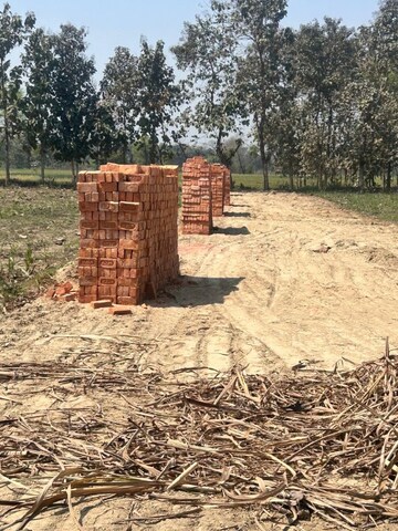  Plot For Sale in Salempur
